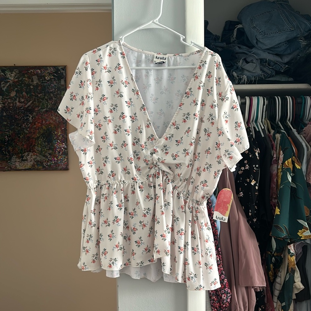 Brand New ARULA Blouse